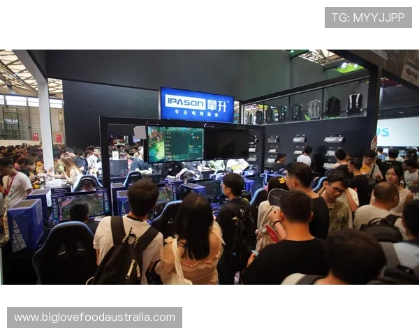 《全球电竞赛事热度攀升 2025年新兴战队崭露头角引关注》 《全球电竞赛事热度攀升 2025年新兴战队崭露头角引关注》