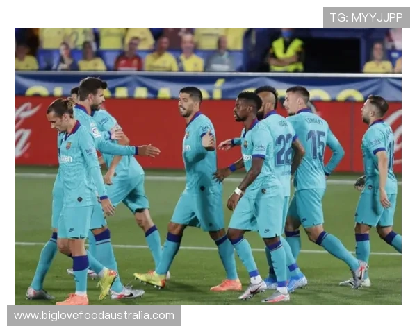 德式高举高打战术解析与实战应用 深入剖析德国足球的快速进攻体系 德式高举高打战术解析与实战应用 深入剖析德国足球的快速进攻体系