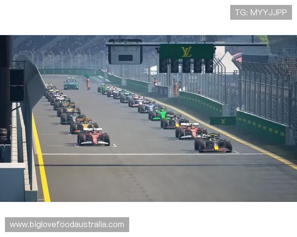 F1赛季最新动态:车队阵容变动与技术创新引发热议 F1赛季最新动态:车队阵容变动与技术创新引发热议