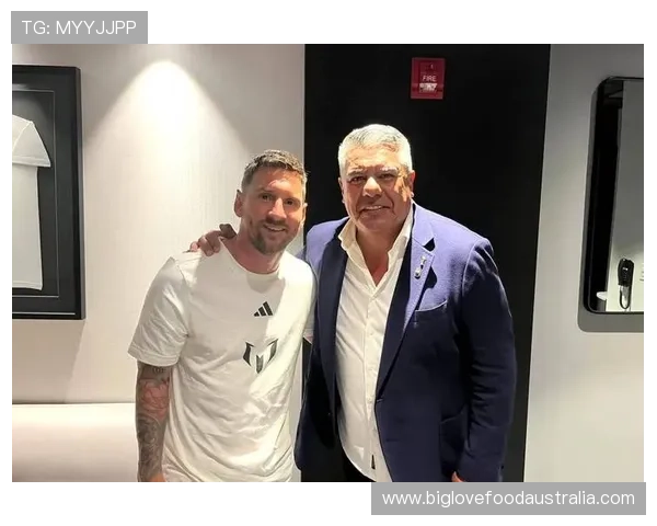 梅西领衔的国际足联年度最佳阵容出炉,足坛巨星纷纷亮相全球足坛新纪录 梅西领衔的国际足联年度最佳阵容出炉,足坛巨星纷纷亮相全球足坛新纪录