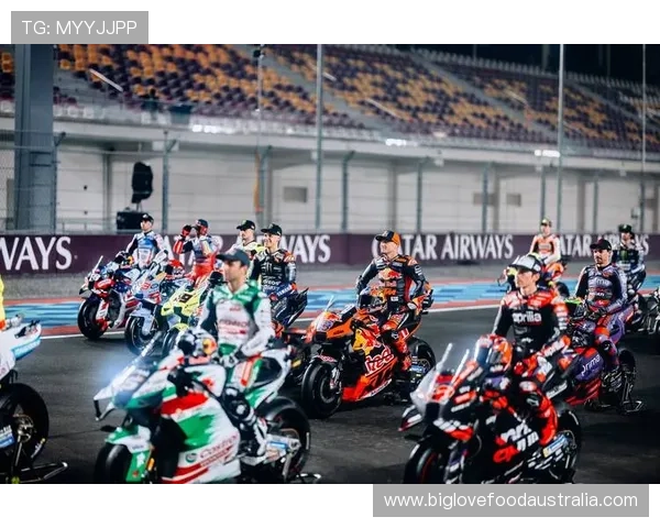 摩托GP新赛季揭幕战精彩纷呈 战队与车手竞争白热化